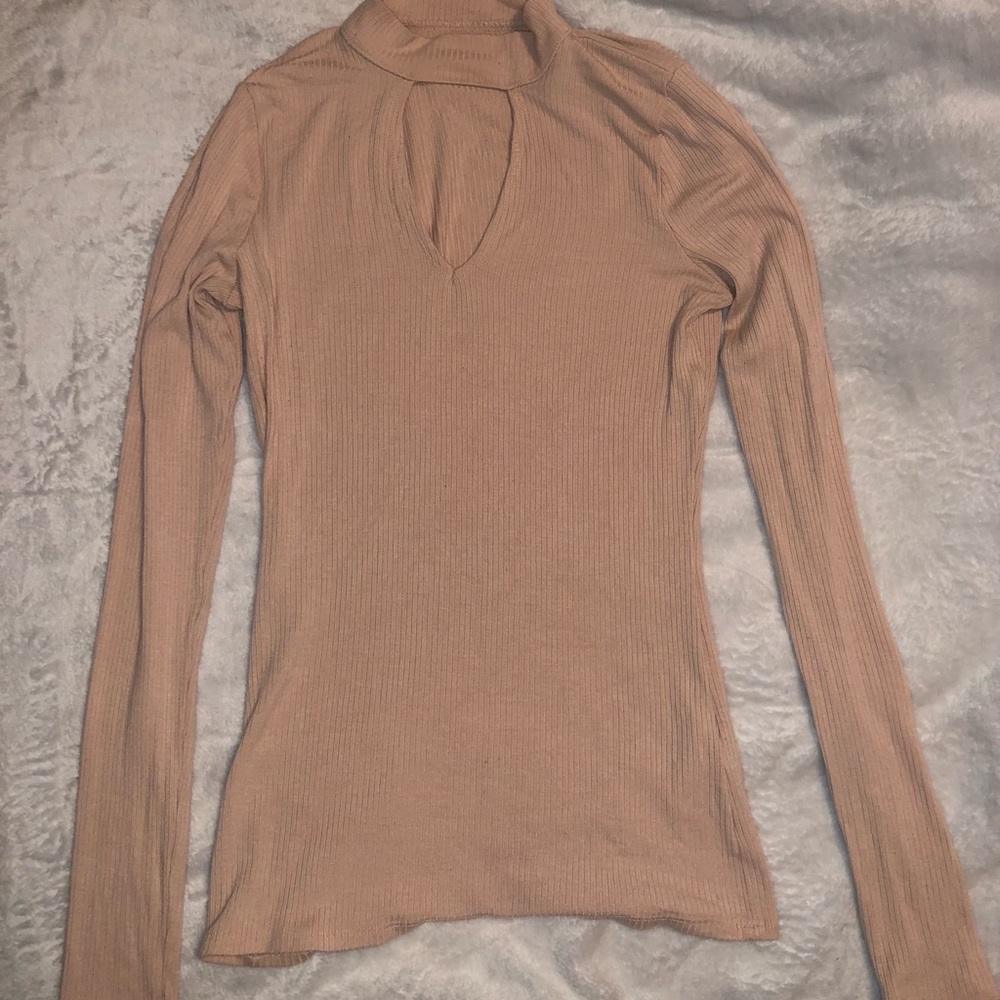 Hollister light pink slight turtle neck with open chest